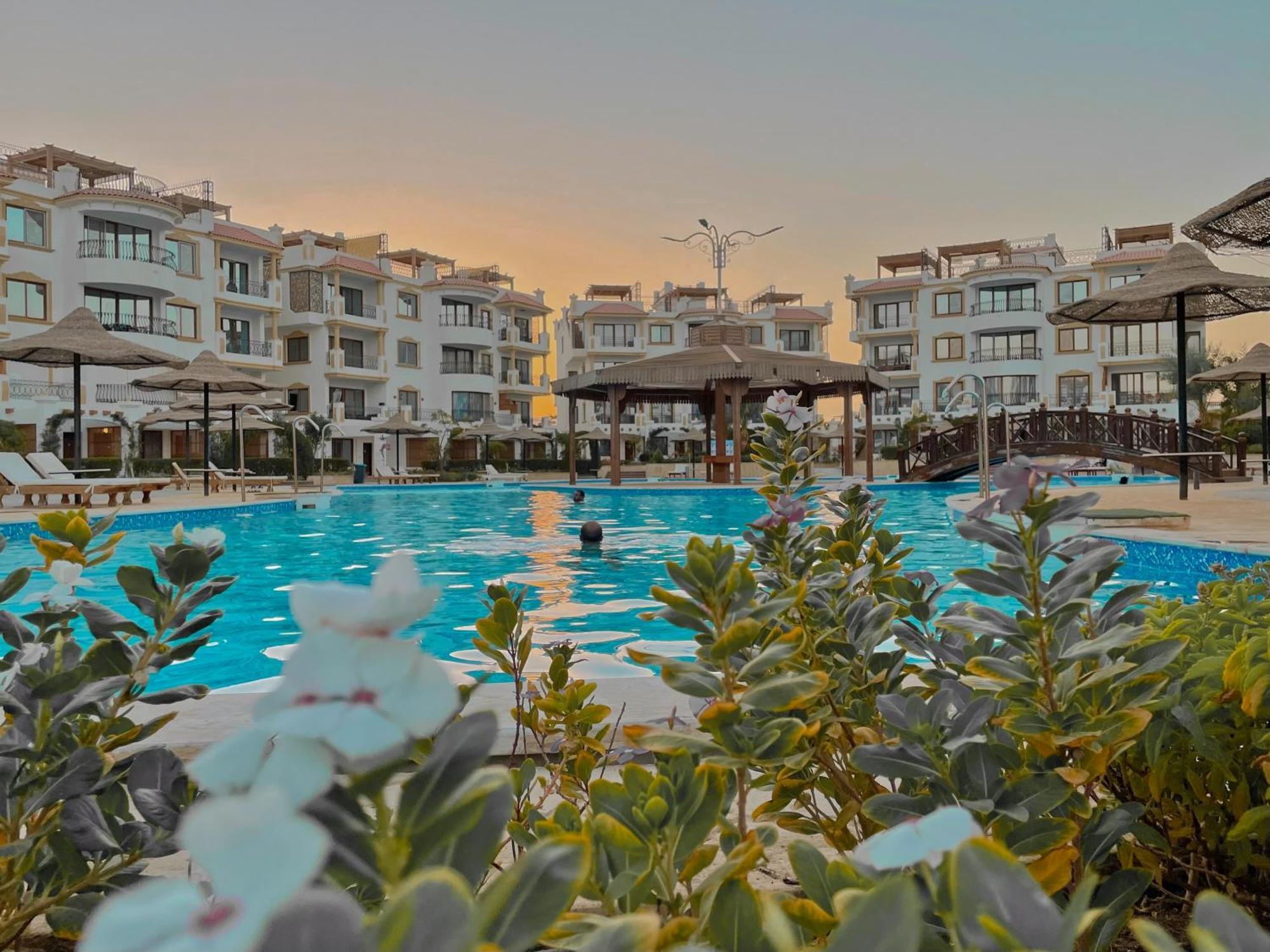 Sharm Hills Aqua Park Resort Exterior foto