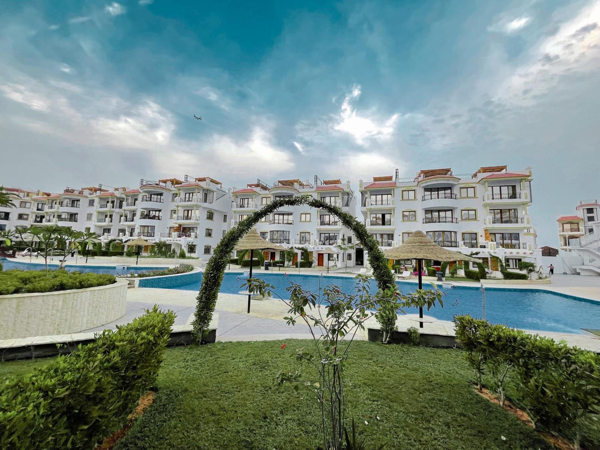 Sharm Hills Aqua Park Resort Exterior foto
